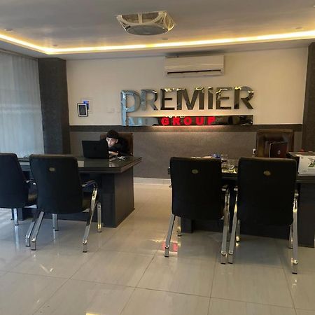Hotel Premier Heights Jhelum Exterior foto
