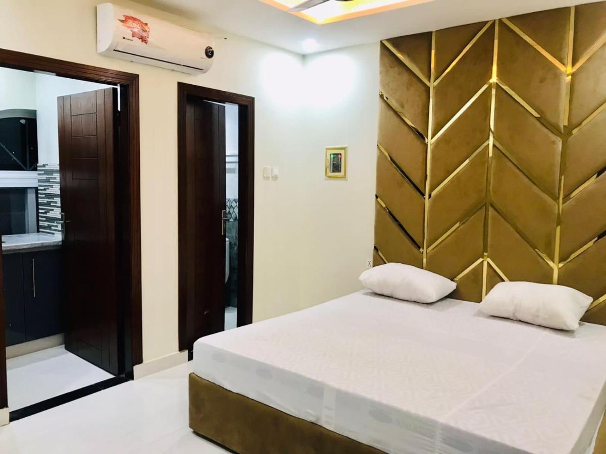 Hotel Premier Heights Jhelum Exterior foto