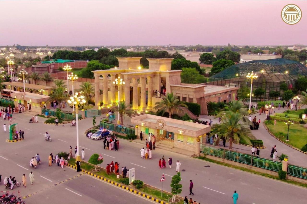 Hotel Premier Heights Jhelum Exterior foto