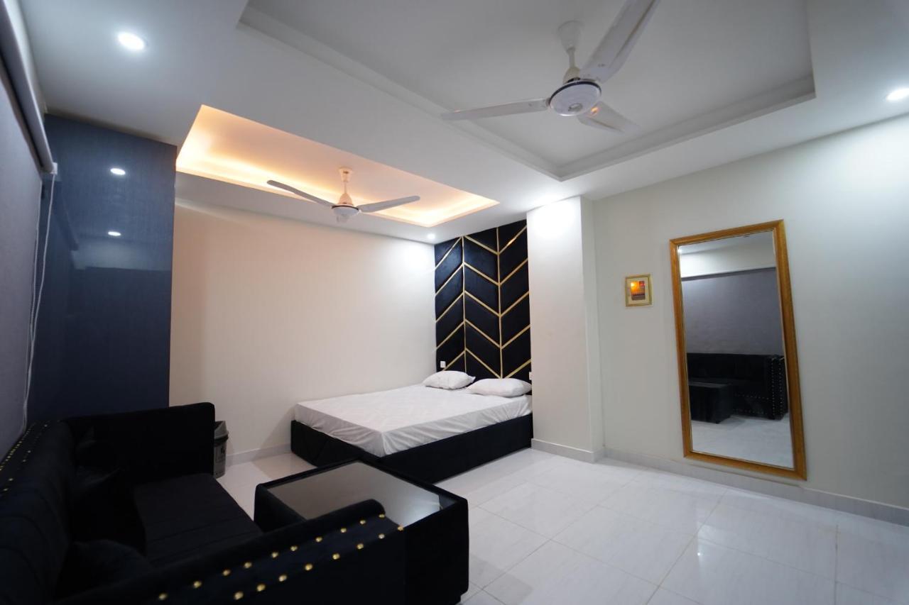 Hotel Premier Heights Jhelum Exterior foto