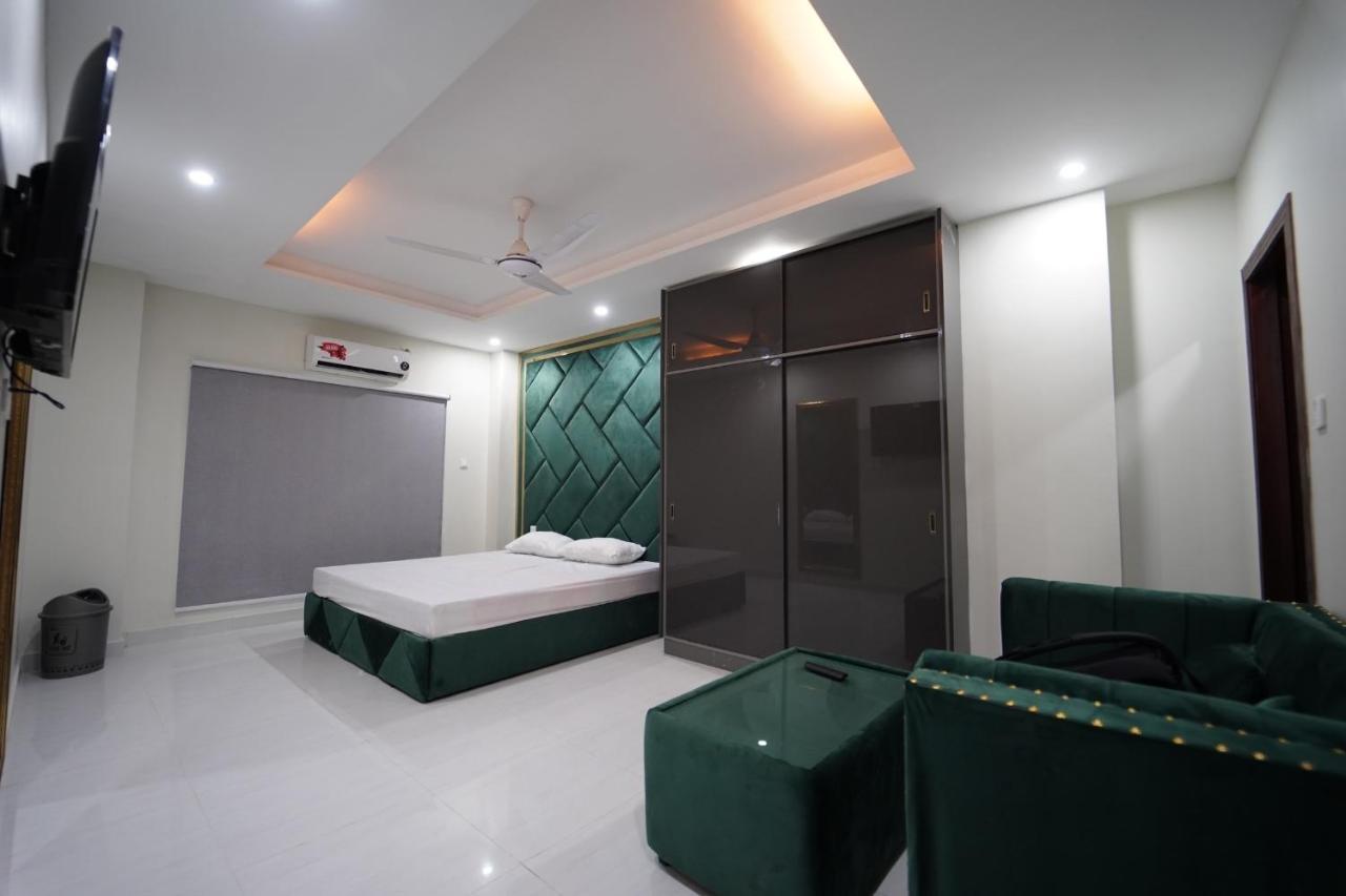 Hotel Premier Heights Jhelum Exterior foto